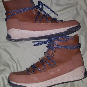 Chaco Borealis peak waterproof boot